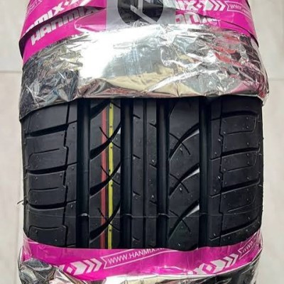235/55R19 هنمیکس